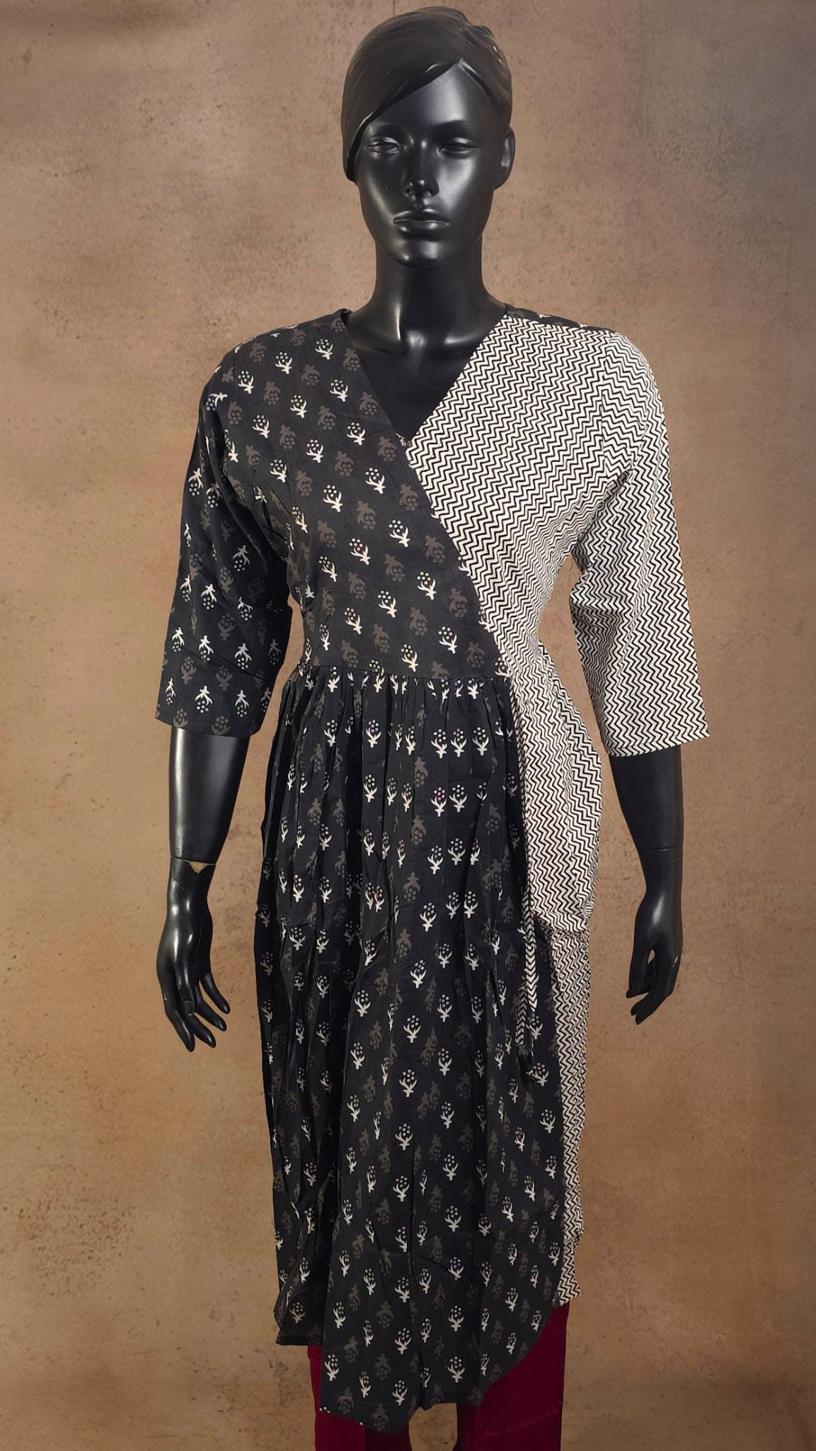 Kurti - Black & White Printed Cotton Kurti
