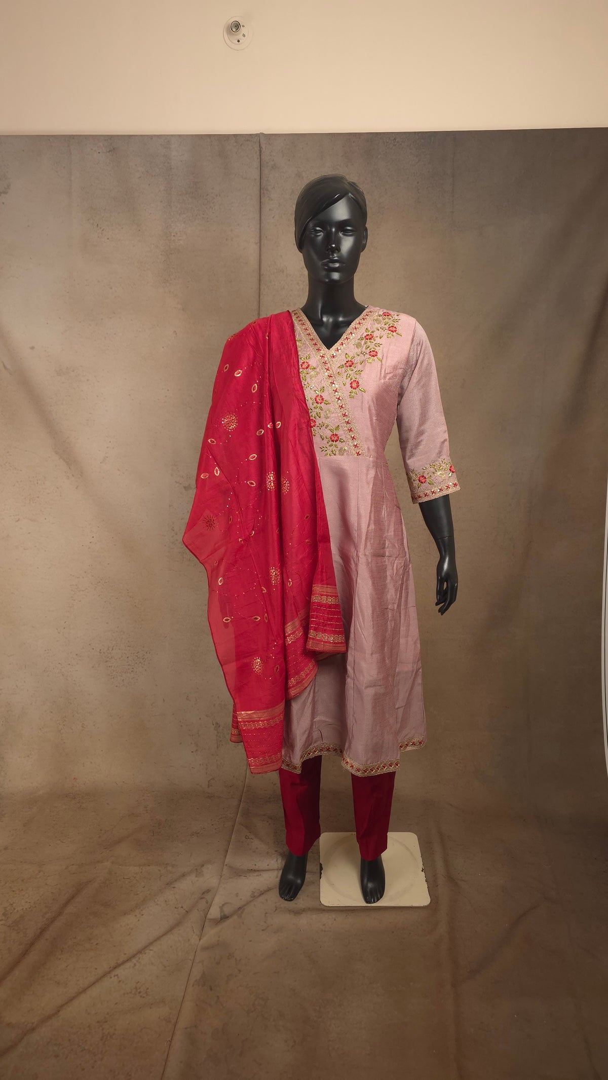 Kurti - 3 Piece Kurti Set - Dusty Rose Pink Embroidered