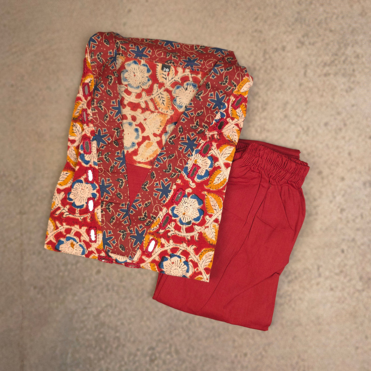 Kurti - 2 Piece Kurti Set - Red Kalamkari Print