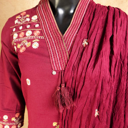 Kurti - 3 Piece Kurti Set - Wine Maroon Embroidered