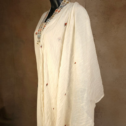 Kurti - 3 Piece Kurti Set - Off-white multicolour embroidery